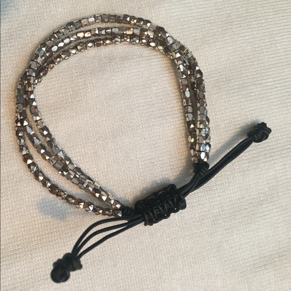 Pull cord bracelet